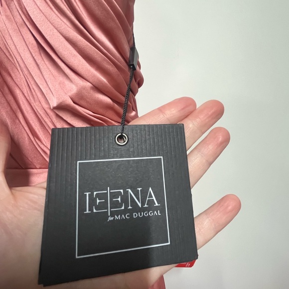 Mac Duggal NEW Rose Pink Pleated Halter Neck Asymmetrical Hem Satin Gown Size 18 - Picture 11 of 15